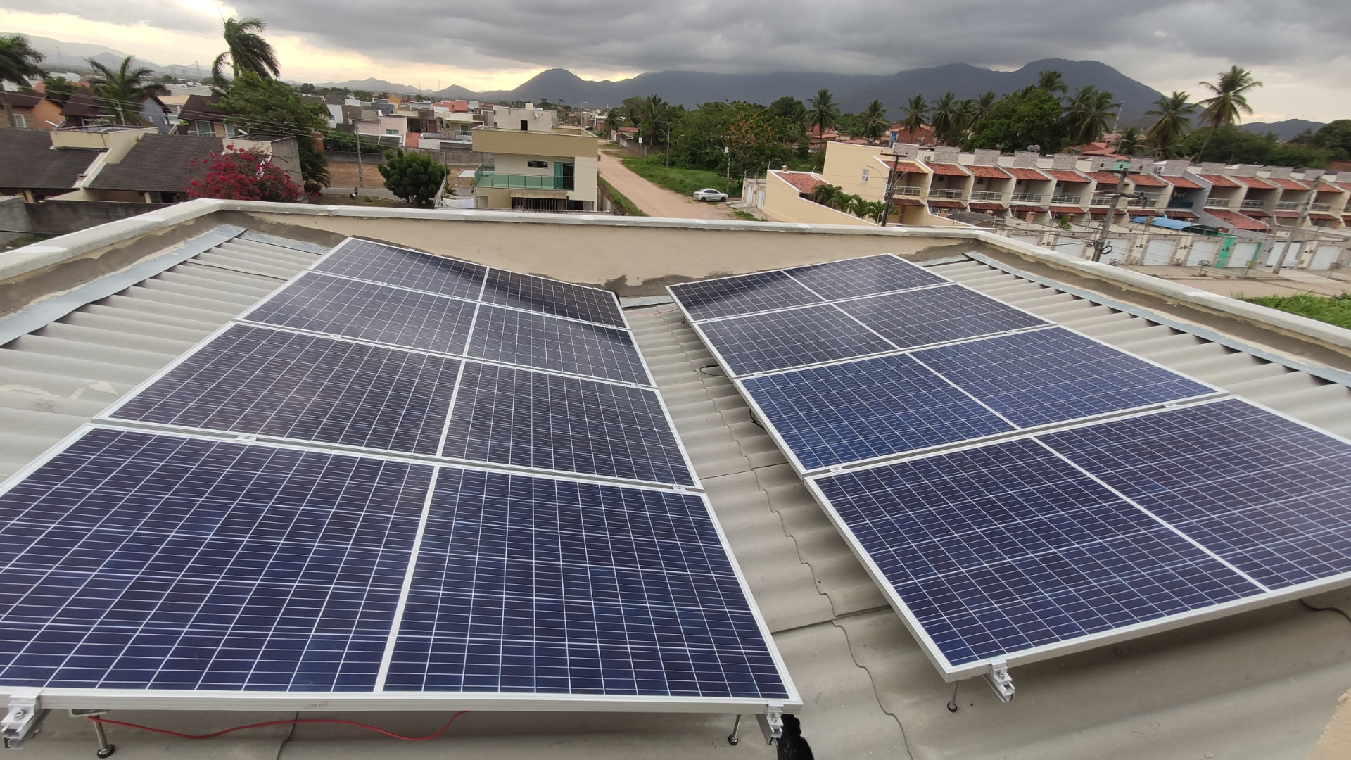 Instalação fotovoltaica em Comércio